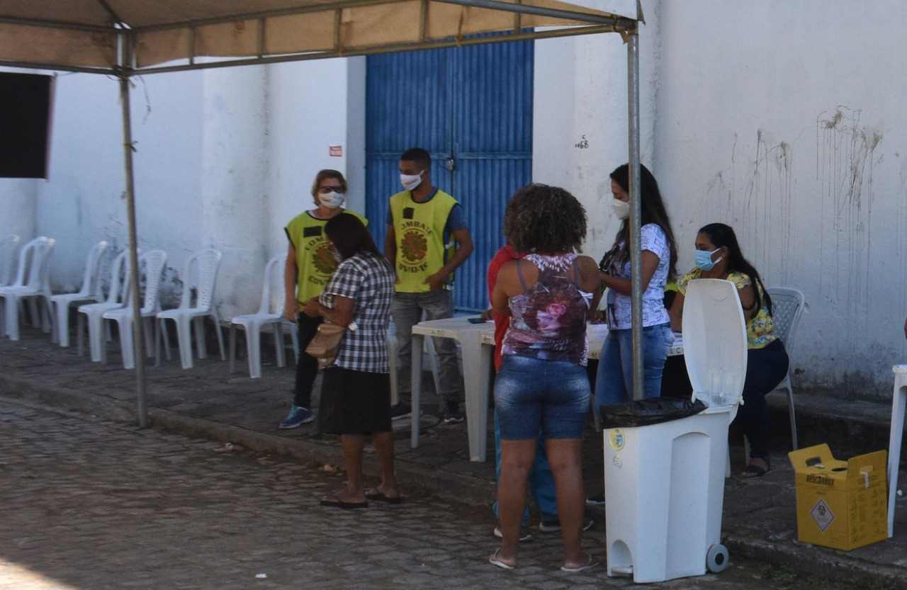 Camacã: Prefeitura avança na 18ª remessa de vacinas em idosos de 60 anos acima